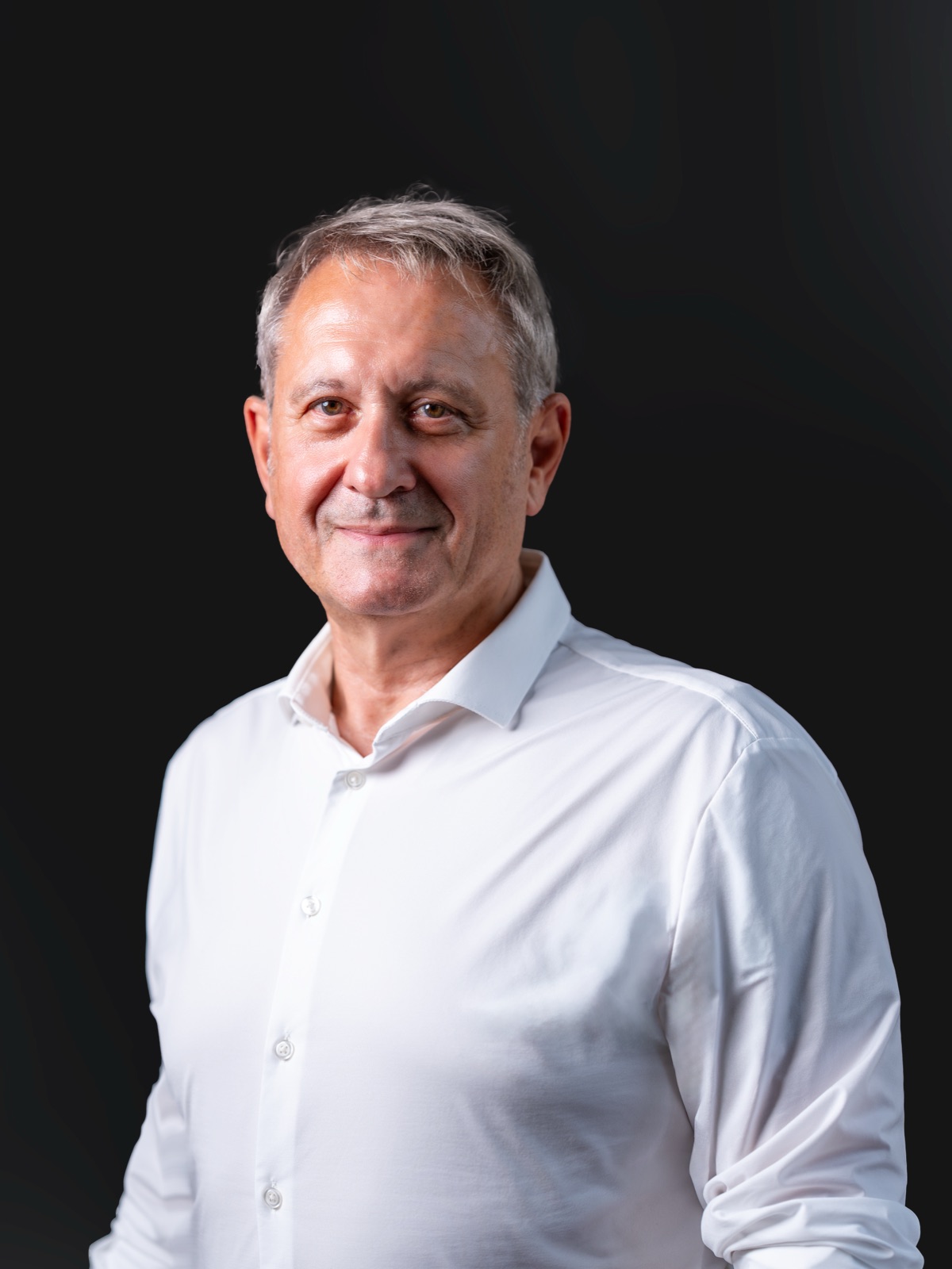 Dr. Axel Kalus